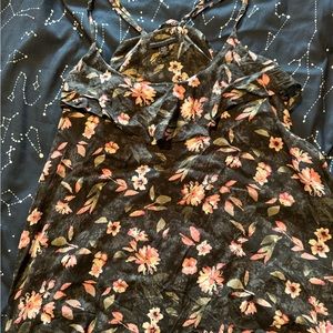 American Eagle Floral Tank Top